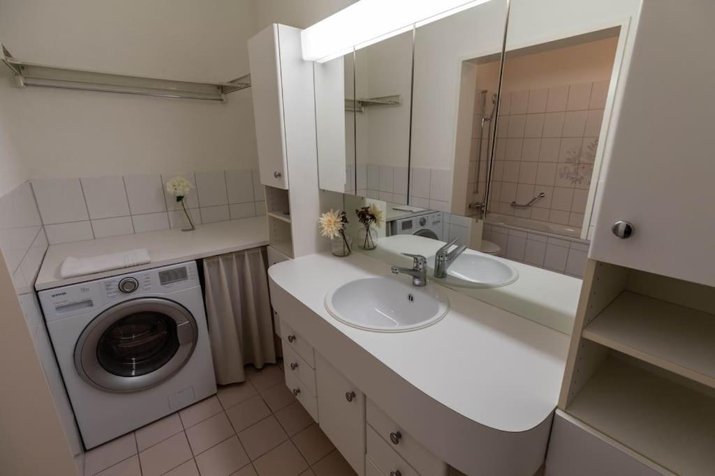 Executive 1Br Flat, City Center - Hammer 3 Цюрих Экстерьер фото